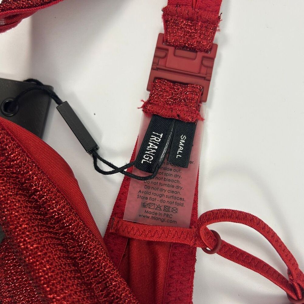 Triangl STELL Bikini - Red Sparkle Lurex - Top S, Bottom M - Picture 9 of 11